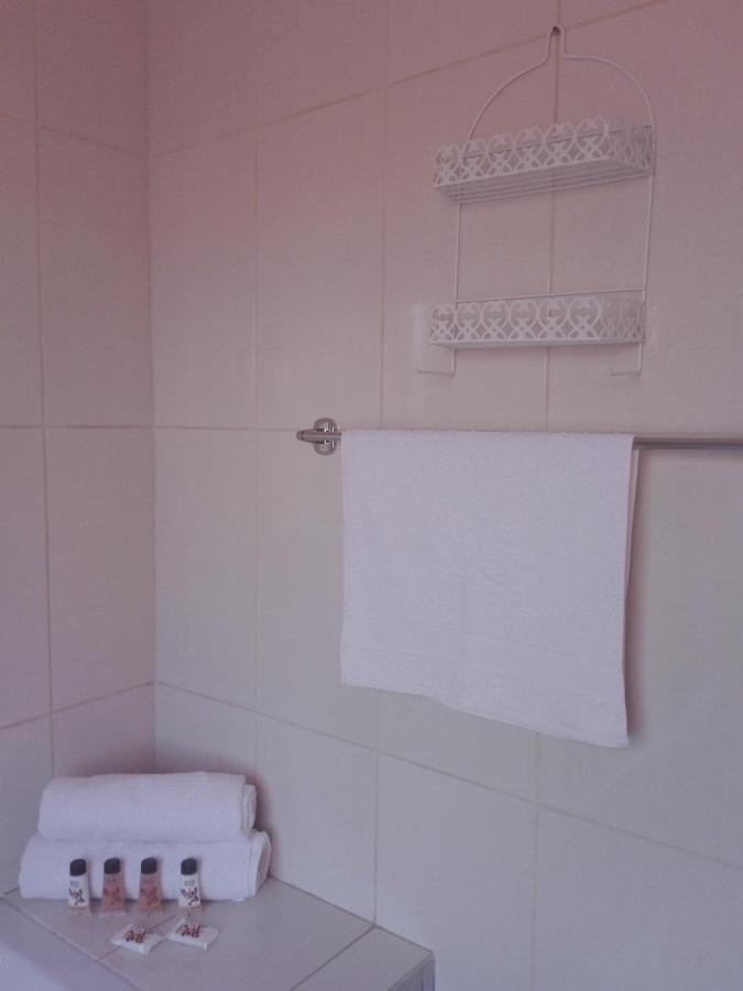 Joezebel Guesthouse Mogwase Экстерьер фото